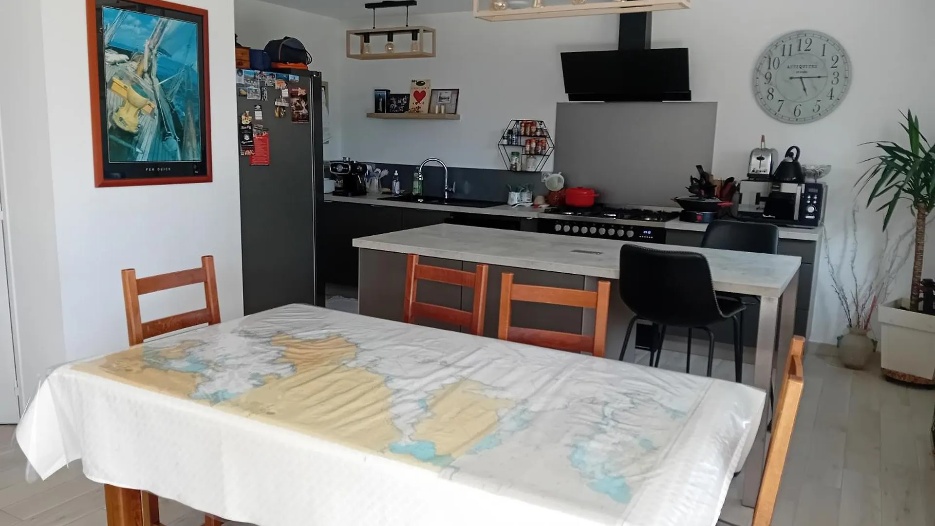 Quarto em Acomodações Particulares Maison Acces Terrasse Directe Plein Sud Fouesnant